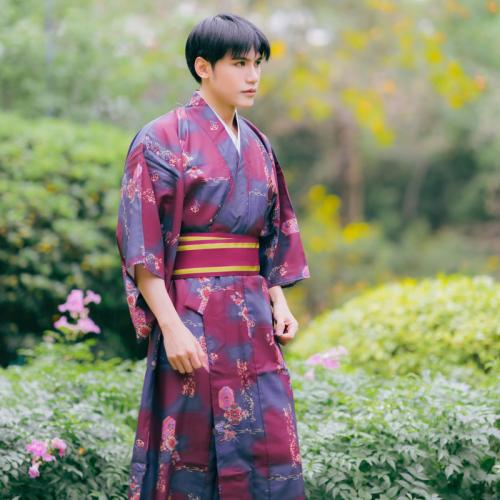 Polyester Mannen Kimono Afgedrukt Bloemen Paarse stuk