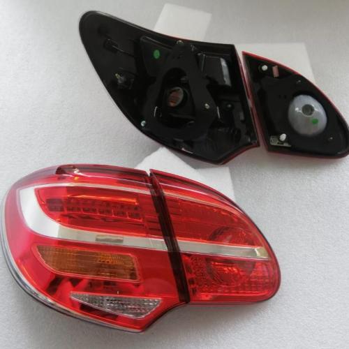 Led Tail Lights Lamp Red / Clear and cover bases For 2003~08 Toyota Corolla ZRE120